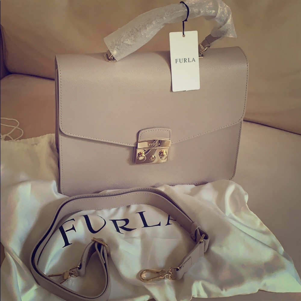NWT Furla Metropolis Handle Bag Dalia